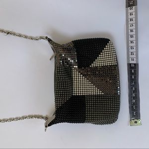 adorable mini bedazzled purse !🖤